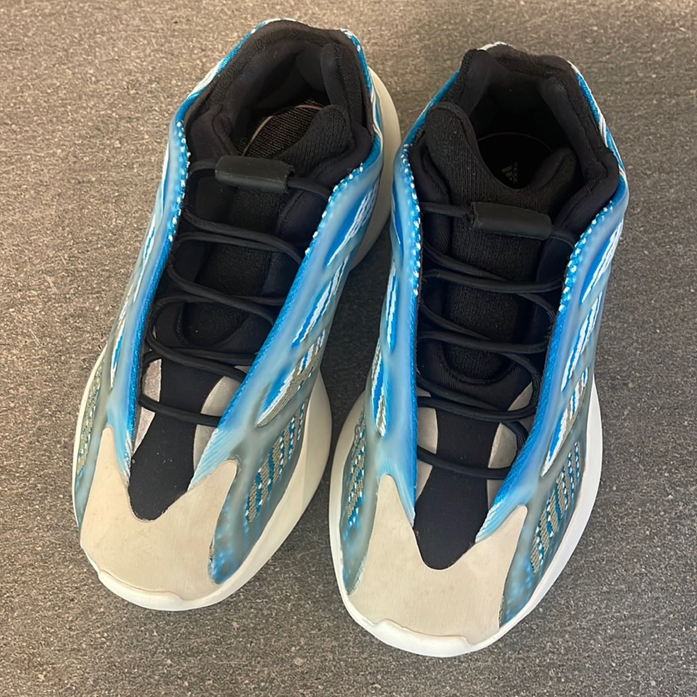 Yeezy Kids size 12